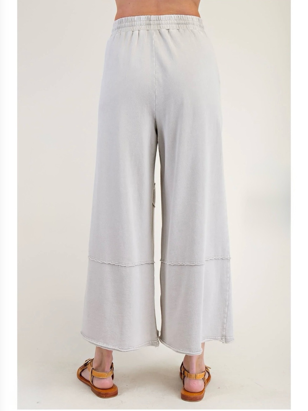 New: Easel Flower Patch Mineral Washed Terry Knit Stone Wide Leg Pants• Large - Picture 5 of 5